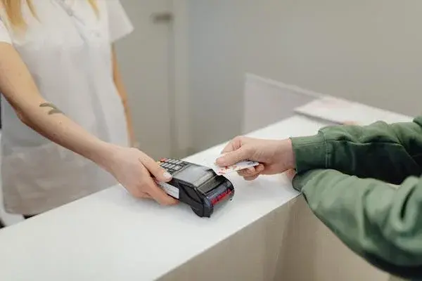 拉卡拉POS机换手机用了还能用吗？